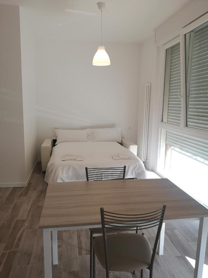 Battistelli Apartments Bolonia Habitación foto